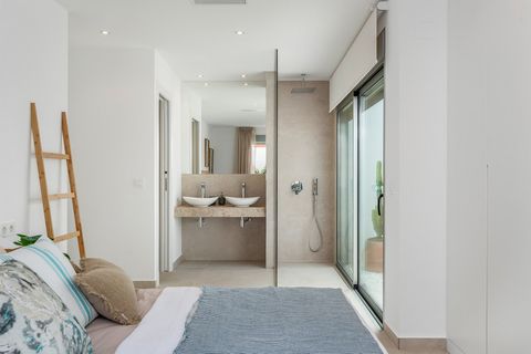 Villa en venta en Los Alcázares