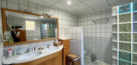 Villa en venta en Albatera