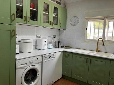 Villa en venta en Biar