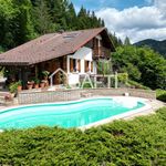 Chalet, 98 m² ,5 pièces ,3 chambres,terrasse, piscinne, dépendance.