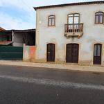 Old house with 2 floors in the center of the village; with ground floor and 1st floor; ground floor with living and dining room in open space, equipped kitchen, 1 bedroom and a bathroom; 1st floor with 3 bedrooms, one en suite and 1 bathroom; The ...