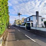 SALE of large VILLA - DETACHED HOUSE with land - farm, garage, garden and swimming pool - Lagoa, São Miguel Island, Azores