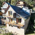 DEUX CHALETS EN UN !! VUE IMPRENABLE