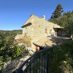 Beautiful stone property of 117 m2, not overlooked, with