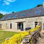 Maison en pierre au calme en campagne.