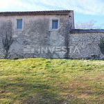 Surroundings of Gračišća, autochthonous Istrian house with a spacious plot of land