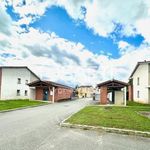 LONGAGES - Bel appartement T3, située dans une résidence sécurisée avec piscine.