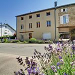 Maison de caractère, toutes commodités à pieds