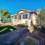 Maison familiale spacieuse avec jardin et piscine