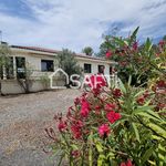 Maison sans vis-à-vis rénovée avec vue sur les Pyrénées et les vallons gersois sur une parcelle de 4100m².