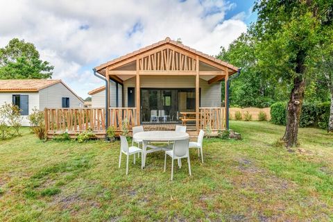 The serene environment, tranquil location, and lots of privacy, this beautiful chalet in Hourtin, France is an ideal family stay for you. With a shared swimming pool and a lovely terrace, you will have plenty of places to relax and unwind. The hourti...