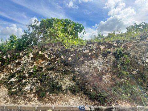 This lot has a view overlooking St Catherine! A beautiful elevated lot in a new development only 45mins from Kingston. NHT applicants are welcomed.