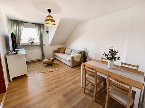 The MILPAU apartment was recently completely renovated and is equipped with modern furniture. It is within walking distance of Gelsenkirchen-Buer city center and close to the Veltins Arena. ✔ Free WiFi ✔ Fully equipped kitchen with cutlery, glasses, ...