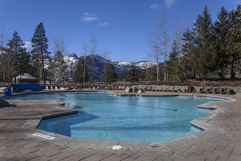 This studio condo is located in the Everline Resort and Spa with direct access to the world renown ski area, Palisades Tahoe. The unit is on the 5th floor, forest side enjoying a peaceful setting near the 3rd fairway of the 18 hole golf course. Effic...