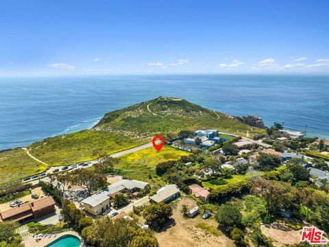 One of Point Dume's most dramatic and desirable ocean view lots with approximately 300 feet of street frontage is available for the first time since 2006. One of the last remaining lots on Cliffside Drive, this fabulous property is located across fro...