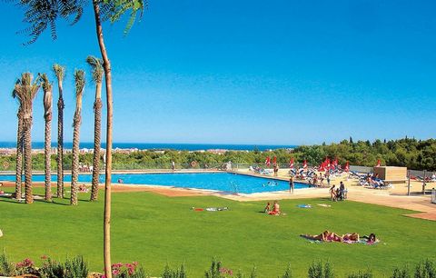 Vilanova Park is located on the Costa Dorada, between Barcelona (45 km) and Tarragona. It is located 8 km south of Sitges. It is a fenced and secured area that extends over 40 hectares. It is only 3 km from the beaches of Vilanova I la Geltru (access...