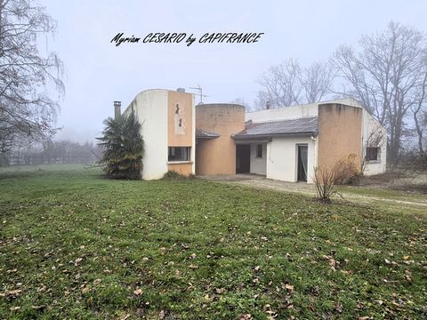 3 Min de Varennes St Sauveur - villa de plain pieds de 135.70m² habitable sur un trrain de 2 800,00 m²