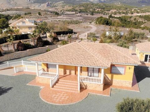 In collaboration with our Spanish partners, we have the pleasure to bring you the opportunity to buy a spectacular villa located on a pine forest mountain of Fontanares in the Murcia region.   Located 30-minutes drive from the bustling town of Lorca,...