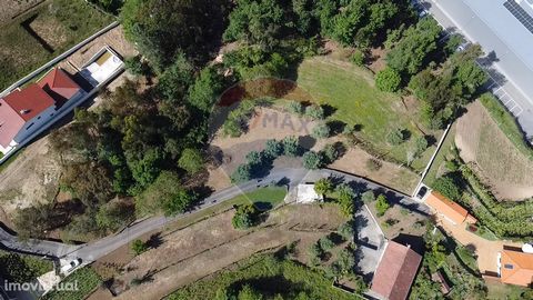 Urban land, with 4462m2, in Anais - Ponte de Lima.   Property Features: Well located, in quiet area; Excellent sun exposure; Near the motorway access   WHY choose RE/MAX Direct to help you buy your property? We have a qualified team that will accompa...