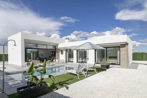 Modern Houses Featuring Private Pools and Expansive Gardens in Calasparra, Murcia These recently constructed houses are situated in Calasparra, Murcia. This inland municipality holds an ideal position for enthusiasts of nature and culture. Calasparra...