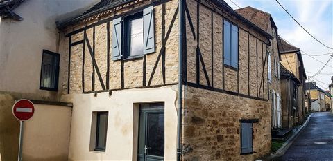 Nestled in the heart of a medieval village, within strolling distance of restaurants and amenities - a fully renovated 2 bedroom house with no work needed. Recently renovated, this sweet village property is the ideal base in a particularly popular st...