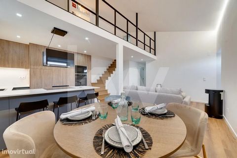 Incredible T3+1 with total refurbishment to debut, where the rural charm of the subserra locality, meets contemporary comfort, offering a harmonious and elegant lifestyle. Welcome to HENKA HOUSE! Key features: - Living Room and Kitchen in Open Space:...