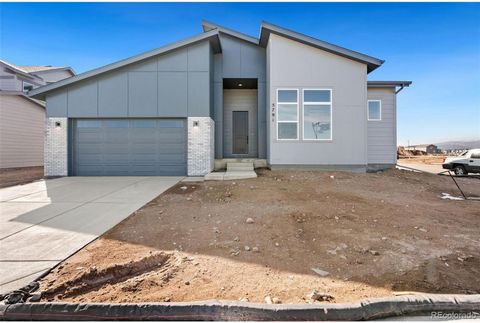 Introducing Toll Brothers at Timnath Lakes! This amazing new master planned community features an expansive lake with walking paths and community amenities. Tucked just off Harmony with quick access to I-25, Poudre School District schools, shopping a...
