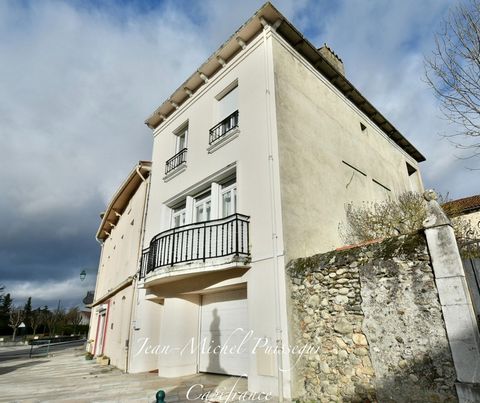 Dpt Haute Garonne (31), à vendre proche Saint Gaudens Maison 7 pièces de 160m2