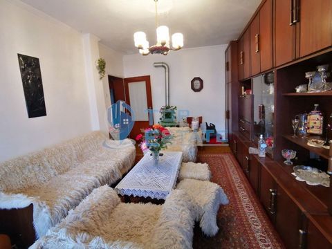 Top Estate Real Estate offers one-bedroom furnished brick apartment in Prolet district, Gorna Oryahovitsa, Veliko Tarnovo region. The living area of the apartment is 68 sq.m and has the following location: bedroom, living room, dining room, kitchen, ...