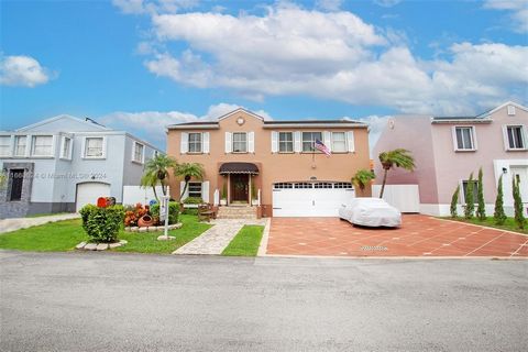 Beautiful property located off of exit 9A in Homestead, Florida. Property includes two living areas, dining area, spacious two car garage, side terrace for entertaining or boat/RV storage, five bedrooms, four full bathrooms, and solid wood flooring. ...