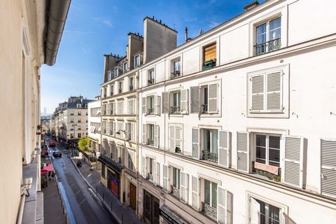 Chambre neuve située dans le quartier chic de Montmartre à proximité de la rue des Martyrs. La situation géographique de l'appartement vous permettra de vous déplacer très facilement et rapidement dans toute la capitale de la France via les nombreuse...