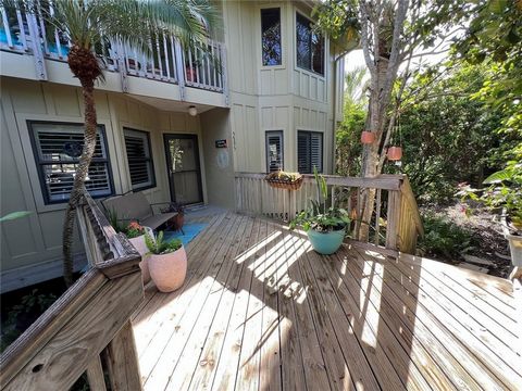 Lake Arrowhead Trail, rarely available.... These are the best direct lake views in the community. Here you will find lots of wildlife, with many birds along the shore and lake. This first floor, end unit condo has two decks and a screened lanai and h...