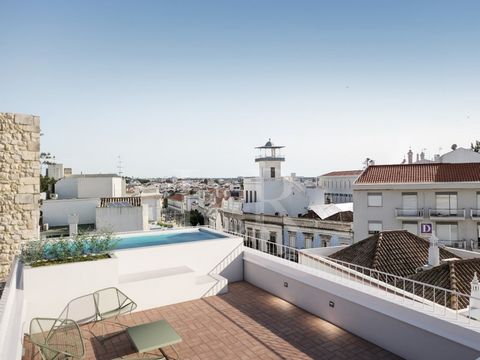 2 bedroom villa with 124 sqm located in the Les Terrasses project, Palacete building, in Tavira. This villa is distributed as follows: upon entering, we find a large living room of 34 sqm and a kitchen of 11 sqm. Opposite the living room and kitchen ...