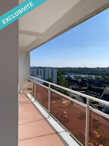 Cet appartement d'environ 71m2 situé au dernier étage (avec ascenseur) d'un immeuble du quartier du ter, saura vous séduire par son emplacement, par son ensoleillement traversant, son balcon à l'Ouest avec vue sur l'étang du Ter, ainsi que sa façade ...