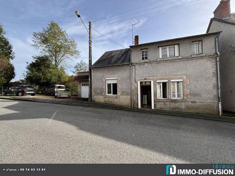 Fiche N°Id-LGB168777 : Boussac, secteur Centre ville - commerces, Maison de ville d'environ 91 m2 comprenant 6 piece(s) dont 3 chambre(s) + Jardin de 2200 m2 - Construction Ancienne - Equipements annexes : jardin - parking - combles - - chauffage : G...