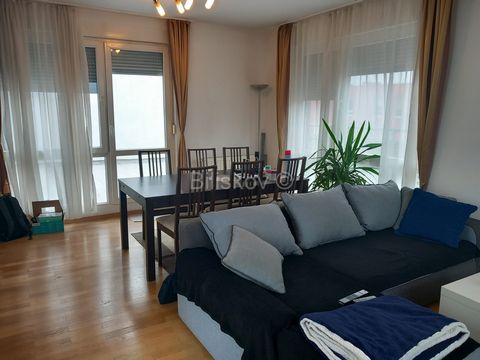 Zagreb, Odra, Beautiful two-room penthouse NKP 95.28 m2, on the second floor of a building built in 2008. The building has a total of 8 apartments. The apartment consists of a large living room with kitchen and dining room (open concept 30.8 m2), hal...