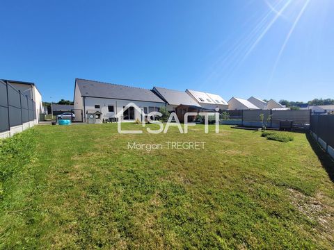 Nouveauté ! À 8 minutes de Nozay et 2 minutes de l’accès à la voie rapide Nantes-Rennes, cette belle maison de plain-pied, construite en 2018, est située dans un quartier calme et proche de toutes les commodités. Elle offre une pièce de vie très lumi...