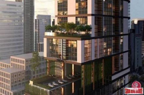 Продаётся новая квартира в стиле лофт в комплексе The Loft Asok. В настоящее время она находится на стадии строительства и будет завершена и готова к заселению в июле 2019 года. После завершения квартира будет полностью меблирована современной deluxe...