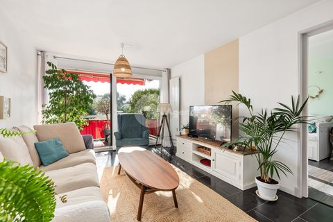 APPARTEMENT 4 PIÈCES AVEC TERRASSE ET CONFORT MODERNE À CANNES LA BOCCA Découvrez cet appartement lumineux et spacieux de 4 pièces d'une surface de 84,55 m2 + 11m2 de terrasse et 3,75m2 de cave situé dans un environnement calme et privilégié à Cannes...