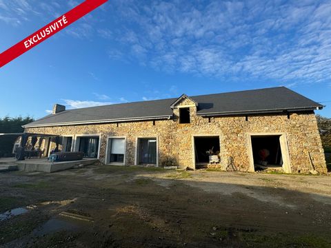 Ce bâtiment en pierre de 120 m², en cours de rénovation depuis 2022, combine charme ancien et éléments modernes. Voici un aperçu détaillé de ses caractéristiques : * Rez-de-chaussée : Un espace de vie comprenant une cuisine ouverte sur salle à manger...