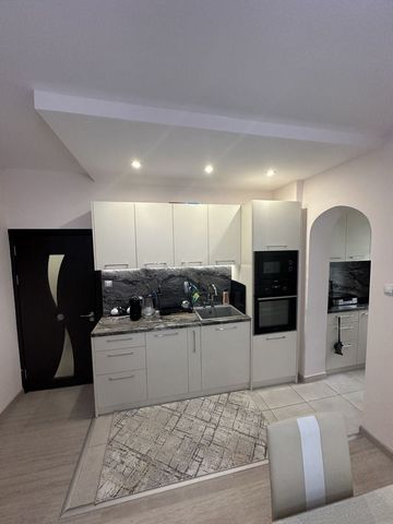 Rimex Imoti ****Offer 82750*** I offer you a two-bedroom fully furnished apartment located in Svetlana district. Kichuk Paris. Distribution: two bedrooms, living room, kitchen, bathroom with toilet, laundry room, toilet. After a major renovation. Pan...