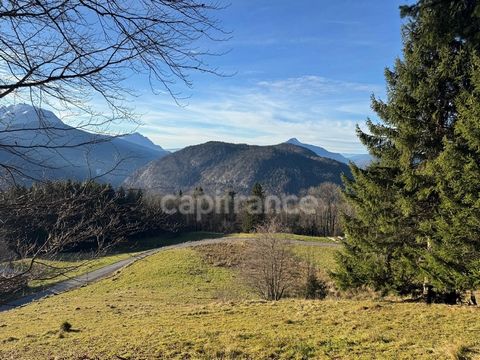 Terrain agricole arboré en pleine montagne Niché dans un cadre naturel exceptionnel, ce terrain agricole est idéal pour les agriculteurs ou les bûcherons en quête d'un environnement calme et productif. Voici les caractéristiques du bien : Emplacement...