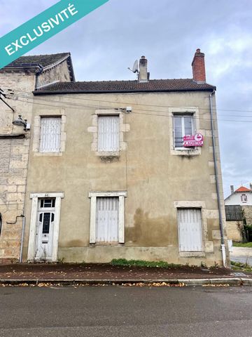 À Châtillon-sur-Seine dans un quartier paisible, venez découvrir cette charmante maison , d'une surface habitable d'environs 87m2. À l'intérieur, cette maison ancienne se compose d'une cuisine aménagée, d'un spacieux salon-séjour d'environ 30 m² , Au...