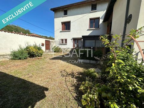 Située à Chavanay 42, cette maison ancienne pleine de potentiel offrre une excellente onportunite de rénovation et de personnalisation. Avec 3 chambres spacieuses, un salon lumineux, une cuisine fonctionnelle et une grande cave, cette propriété prése...