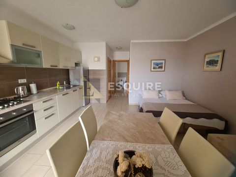 Location: Ličko-senjska županija, Novalja, Metajna. ID CODE: 468 Esquire Real Estate d.o.o. Mob: ... E-mail: ... ...