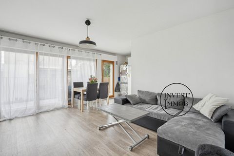 INVEST'IMMOB vous propose ce superbe appartement situé dans un quartier résidentiel paisible, à quelques minutes à pied de la station Université (ligne 13) et à proximité du Tram T5. Parfait pour les familles, il est entouré d'écoles, d'une crèche, d...