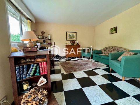 Maison180 m² à Soisy-sur-Seine, terrain 985 m²