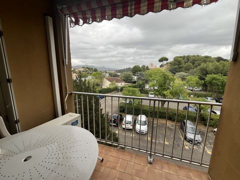 LOCATION T3 DE 73M&#178; / BALCON / PARKING / 13013