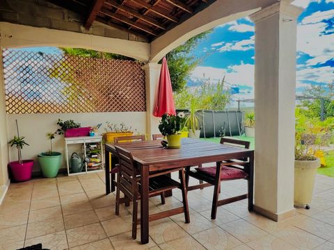 Maison T4 80 m2 avec un jardin arboré de 456m2