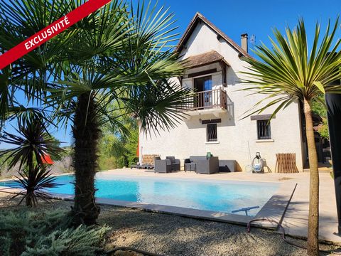 Maison 5 pièces de 156 m2 avec piscine